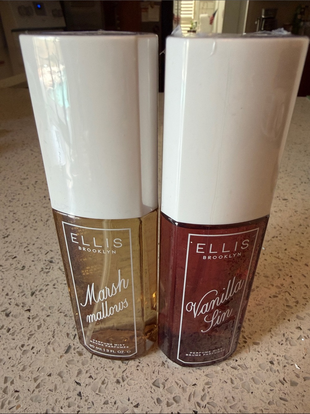 Ellis Brooklyn Marshmallows & Vanilla Sin Scented Room Mists - White Caps @@@@